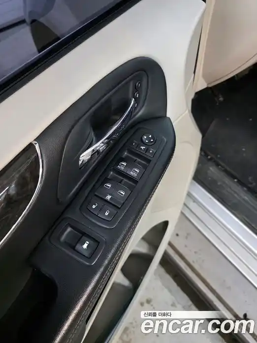 Chrysler Grand Voyager 2011 3.6 гидро, фото 9