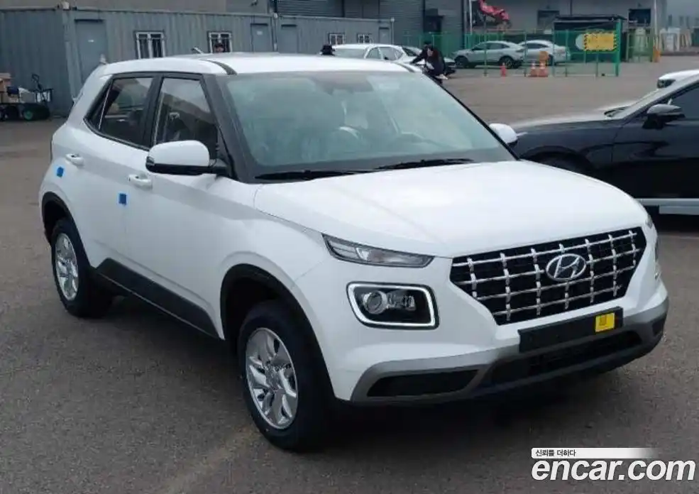 Hyundai Venue 2026 1.6 автомат (гидро), фото 8