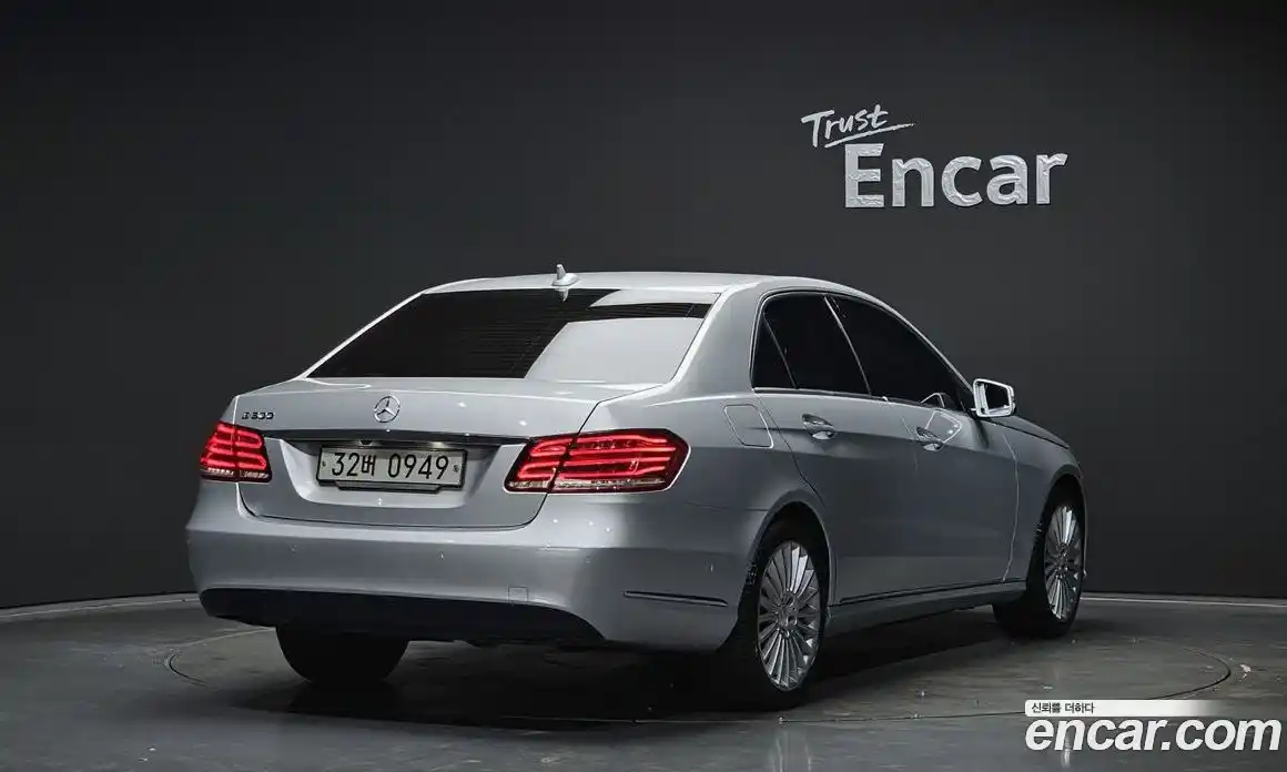 Mercedes-Benz E-Class 2016 3.5 гидро, фото 2 Mercedes-Benz E-Class 2016 3.5 гидро, фото 2
