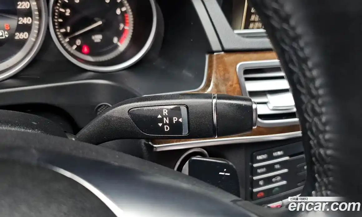Mercedes-Benz E-Class 2016 3.5 гидро, фото 9 Mercedes-Benz E-Class 2016 3.5 гидро, фото 9