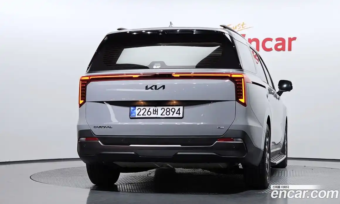 Kia Carnival 2025 3.5 автомат (гидро), фото 4