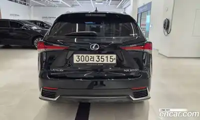 Lexus NX 2021 2.5 вариатор, миниатюра 4