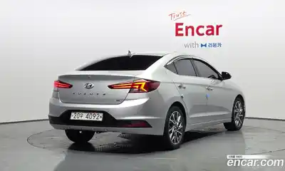 Hyundai Avante 2019 1.6 автомат (гидро), миниатюра 2