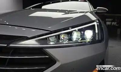 Hyundai Avante 2019 1.6 автомат (гидро), миниатюра 8