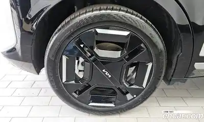 Kia EV3 2025 0.2 автомат (гидро), миниатюра 5