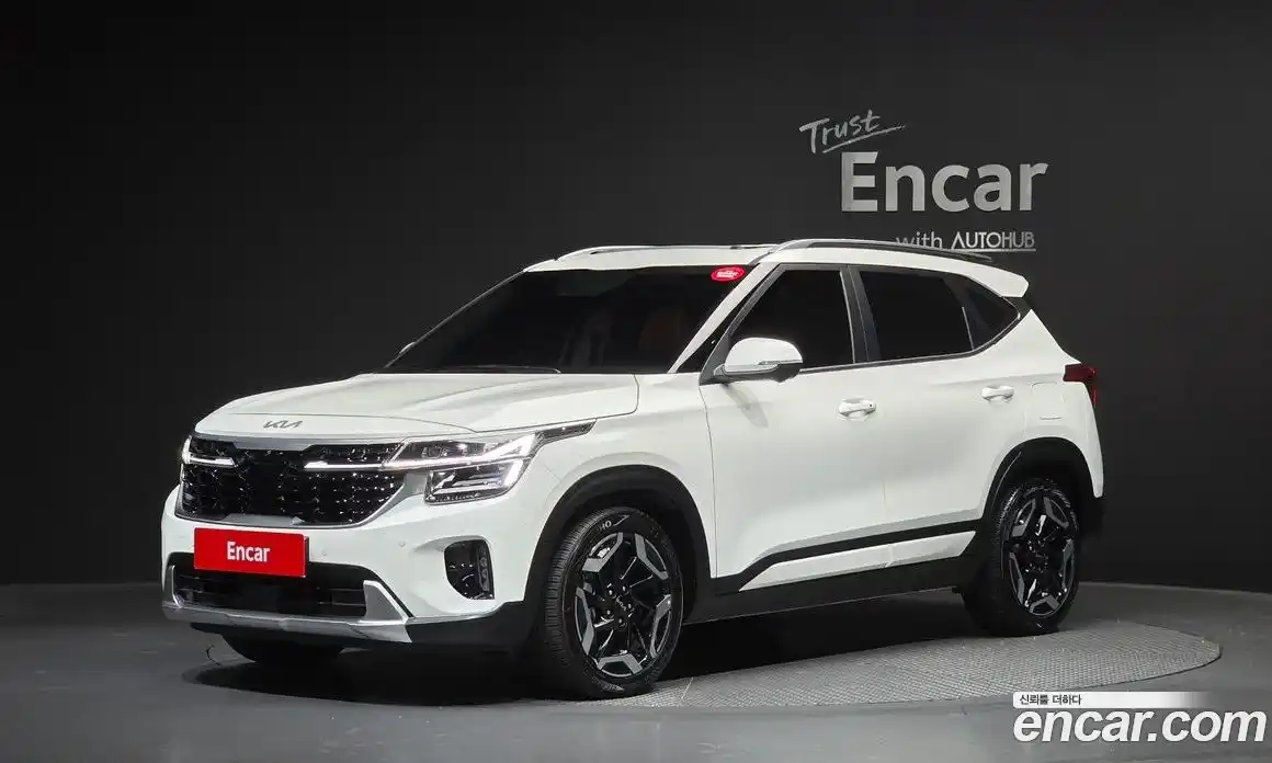 Kia Seltos 2024 1.6 автомат (гидро), фото 1