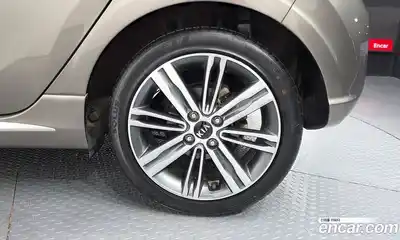 Kia Morning 2018 1.0 автомат (гидро), миниатюра 7