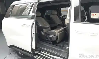 Kia Carnival 2024 2.2 автомат (гидро), миниатюра 12