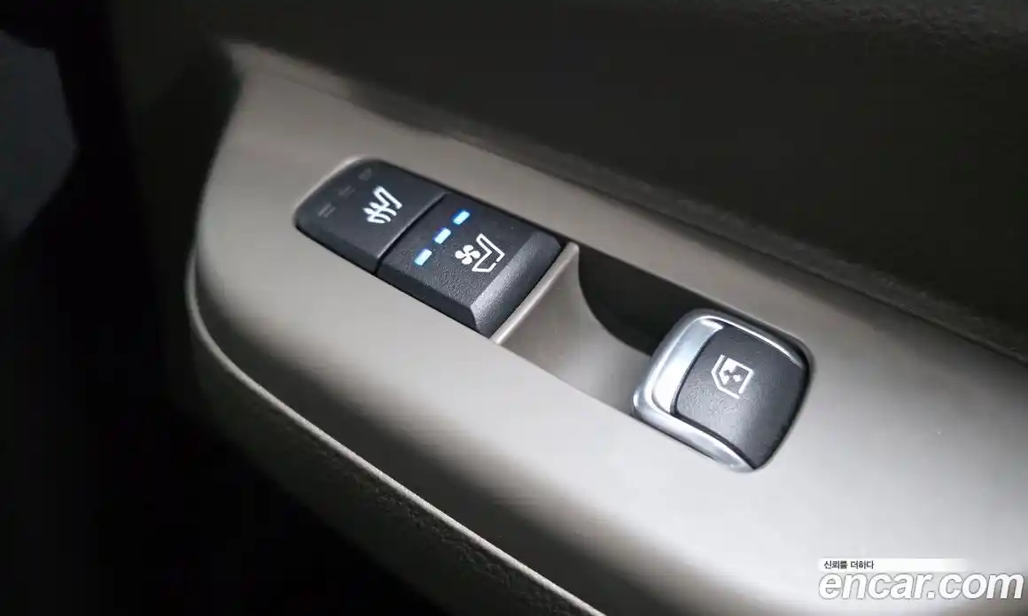 Kia Carnival 2024 2.2 автомат (гидро), фото 18