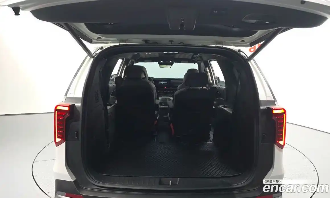 Kia Carnival 2024 2.2 автомат (гидро), фото 20