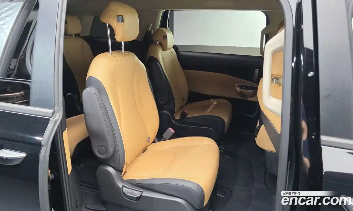 Kia Carnival 2023 2.2 автомат (гидро), фото 11