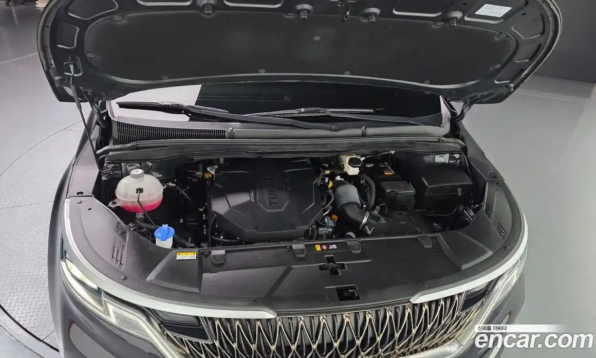 Kia Carnival 2023 2.2 автомат (гидро), фото 6