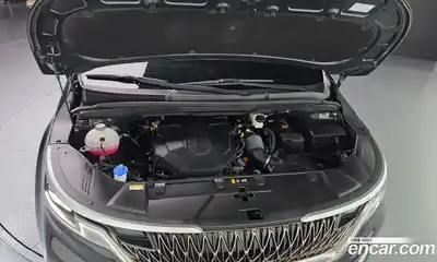 Kia Carnival 2023 2.2 автомат (гидро), миниатюра 6