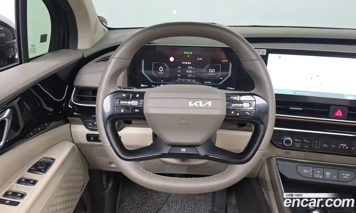 Kia Carnival 2025 1.6 автомат (гидро), фото 20