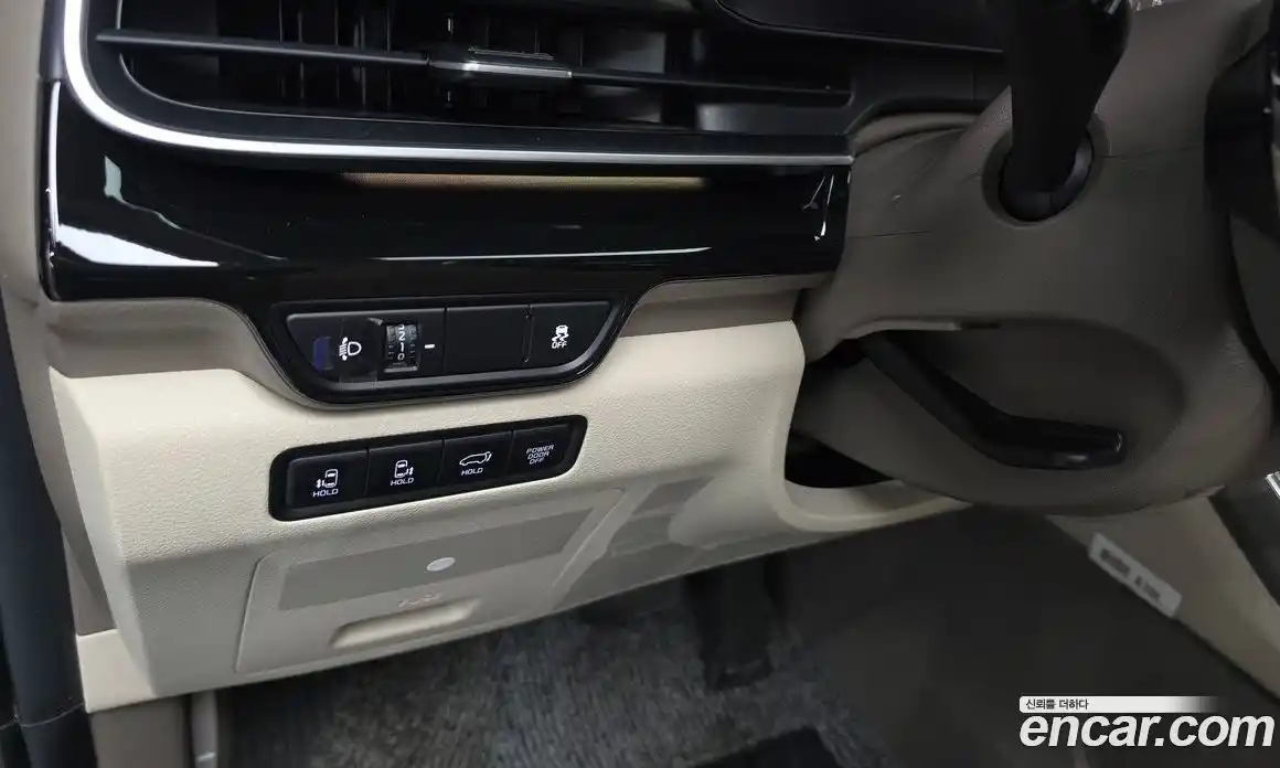 Kia Carnival 2025 1.6 автомат (гидро), фото 33