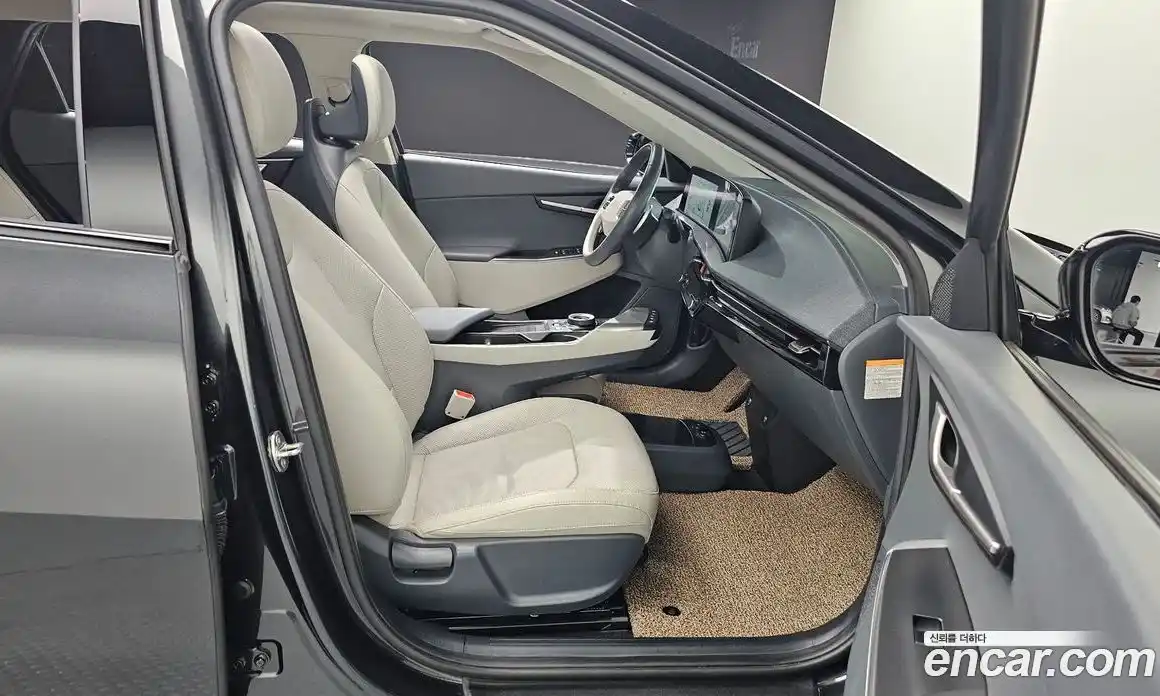 Kia EV6 2023 0.1 автомат (гидро), фото 16