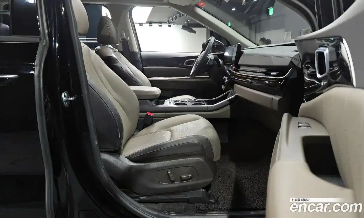 Kia Carnival 2024 3.5 автомат (гидро), фото 16