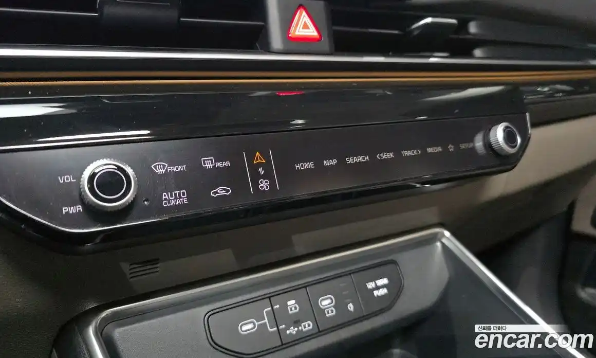 Kia Carnival 2024 3.5 автомат (гидро), фото 32