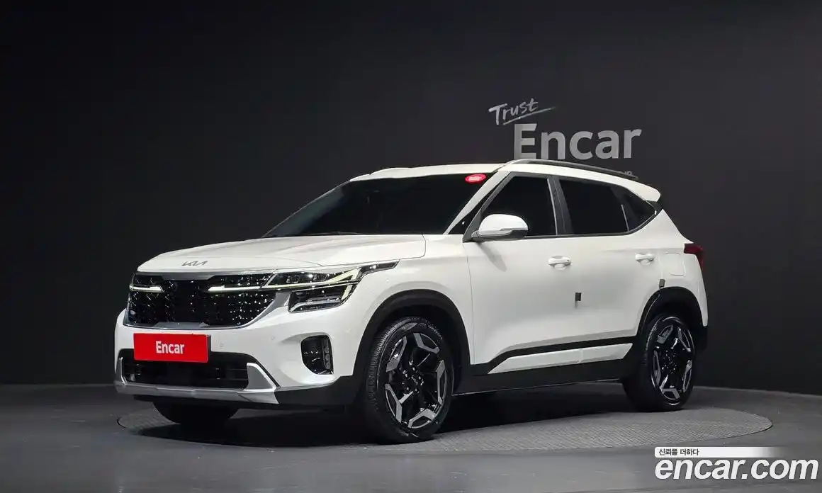 Kia Seltos 2022 2.0 автомат (гидро), фото 1