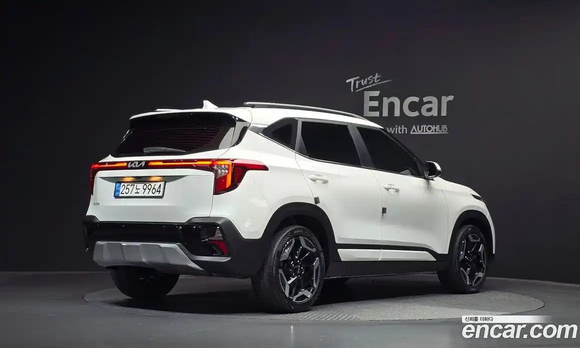 Kia Seltos 2022 2.0 автомат (гидро), фото 2
