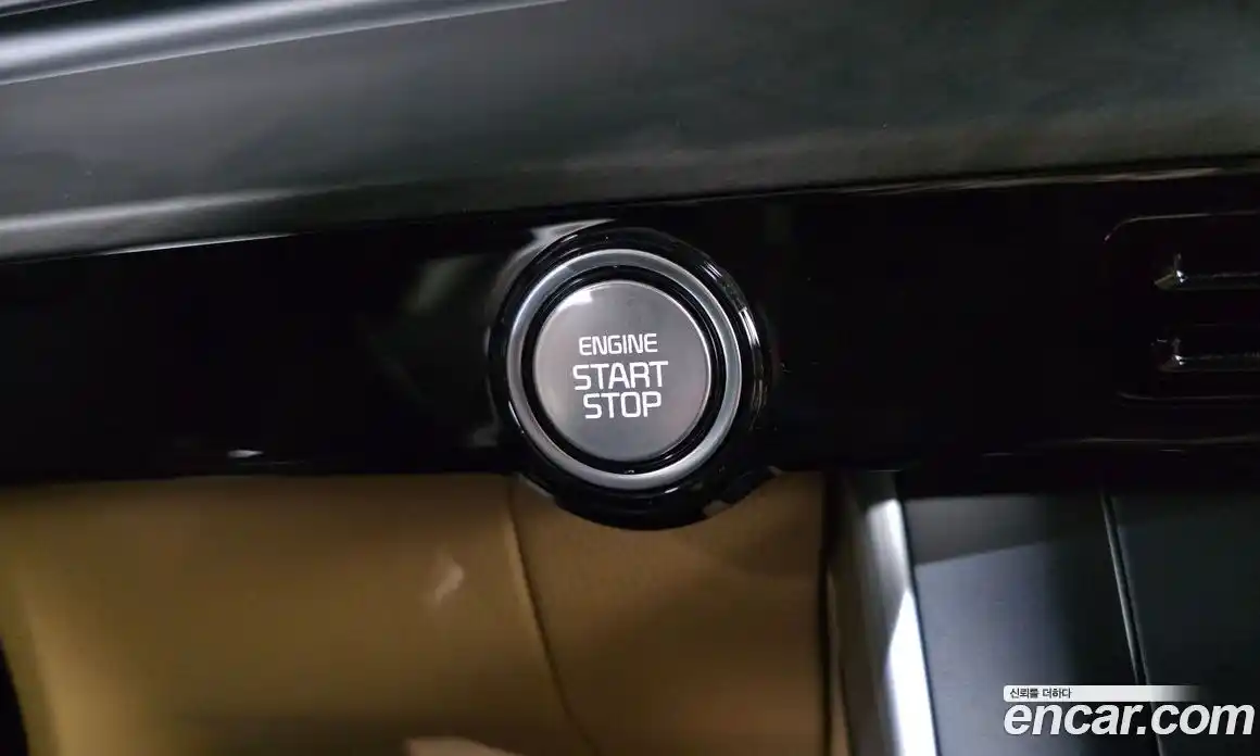 Kia Carnival 2021 2.2 автомат (гидро), фото 37