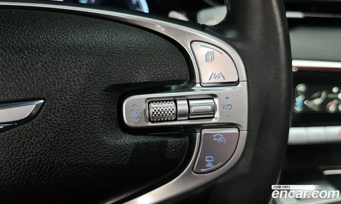 Genesis GV70 2023 2.5 автомат (гидро), фото 31