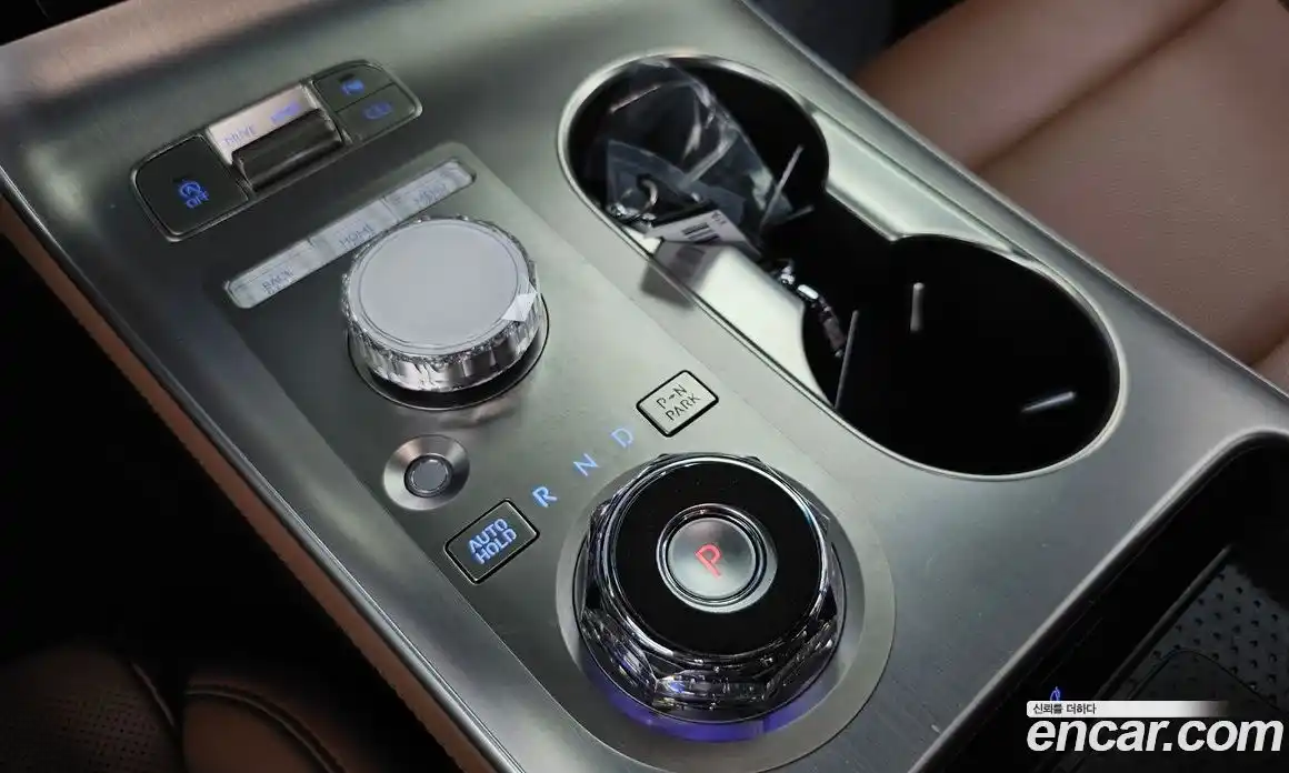 Genesis GV70 2025 2.5 автомат (гидро), фото 12