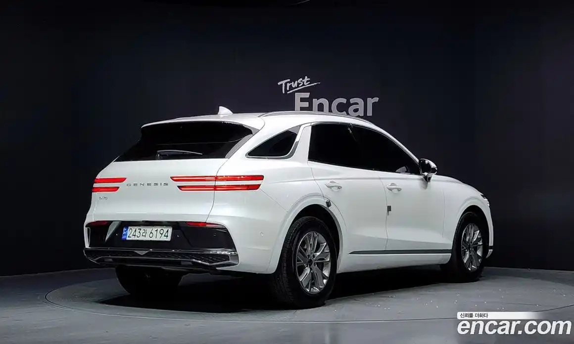 Genesis GV70 2025 2.5 автомат (гидро), фото 2