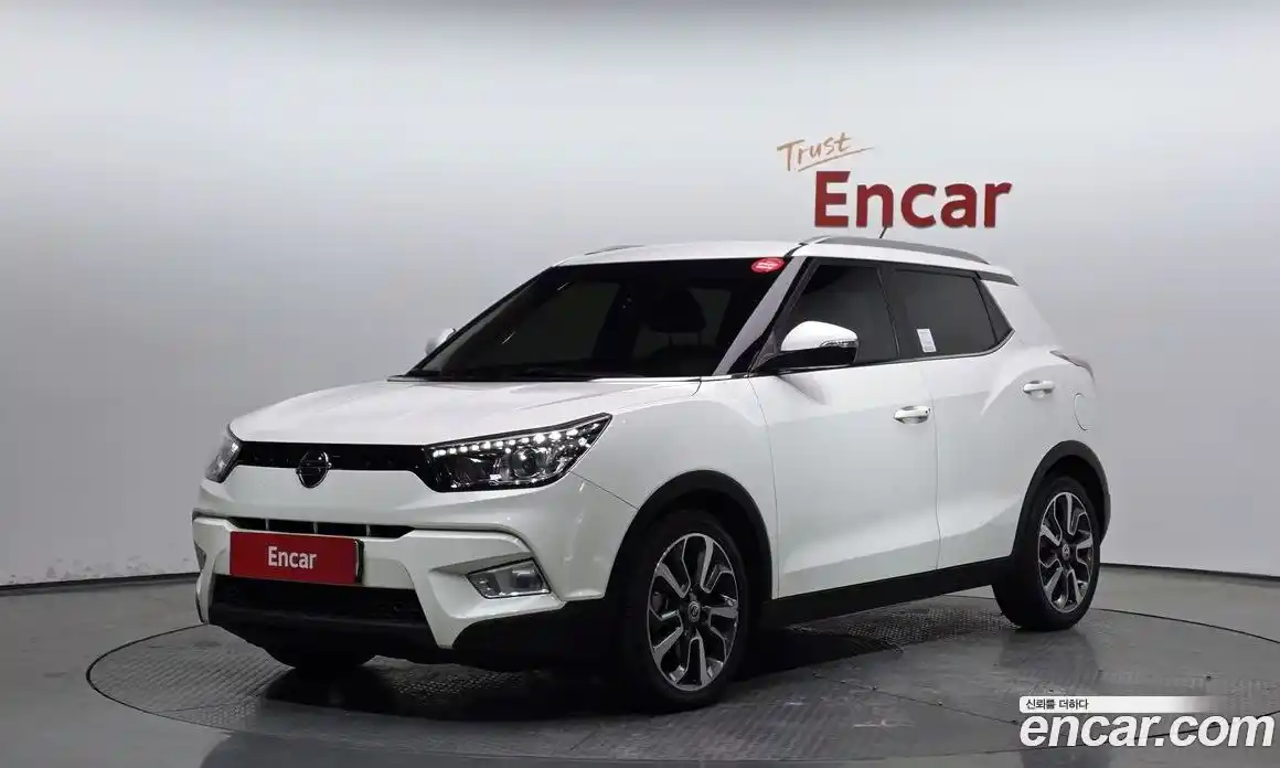 SsangYong TIBOLI 2015 1.6 автомат (гидро), фото 1