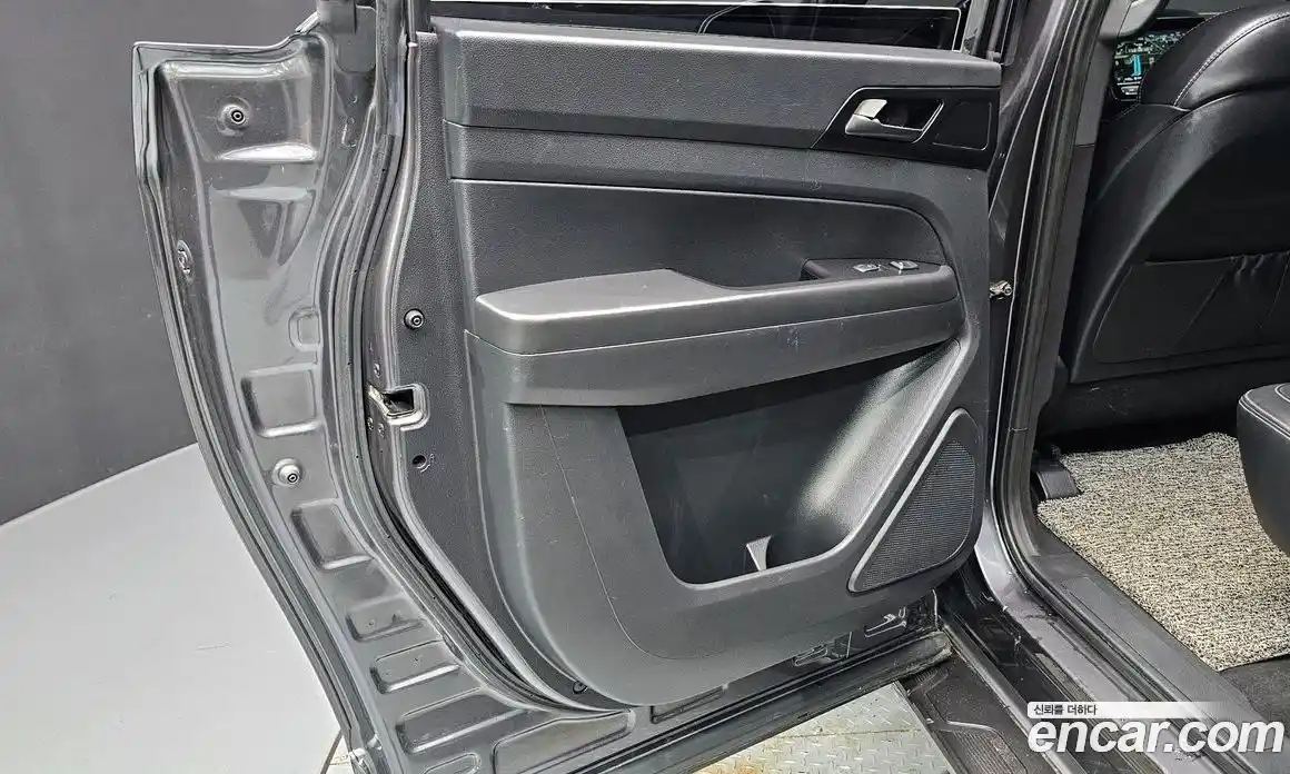 SsangYong Rexton 2020 2.2 автомат (гидро), фото 15