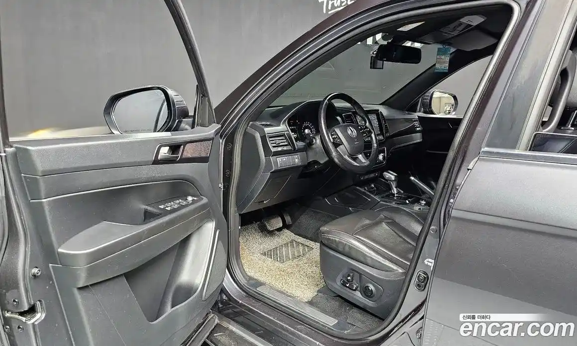 SsangYong Rexton 2020 2.2 автомат (гидро), фото 16