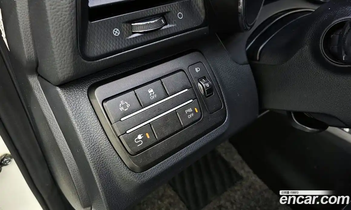 SsangYong TIBOLI 2017 1.6 автомат (гидро), фото 16