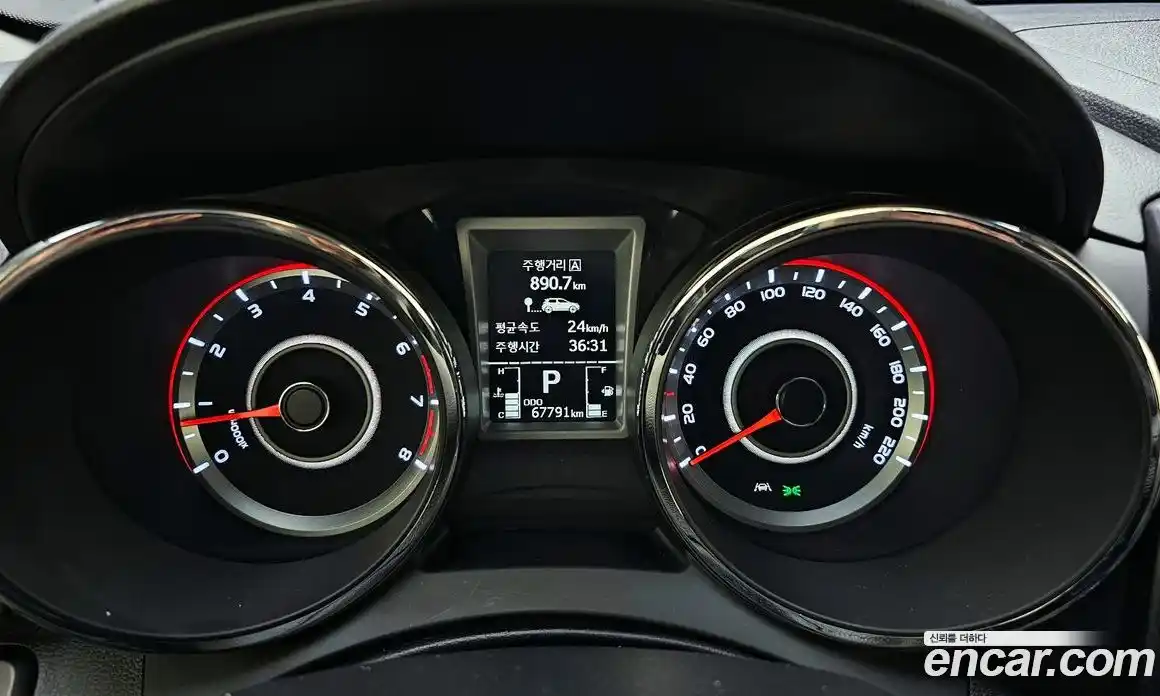 SsangYong TIBOLI 2017 1.6 автомат (гидро), фото 8