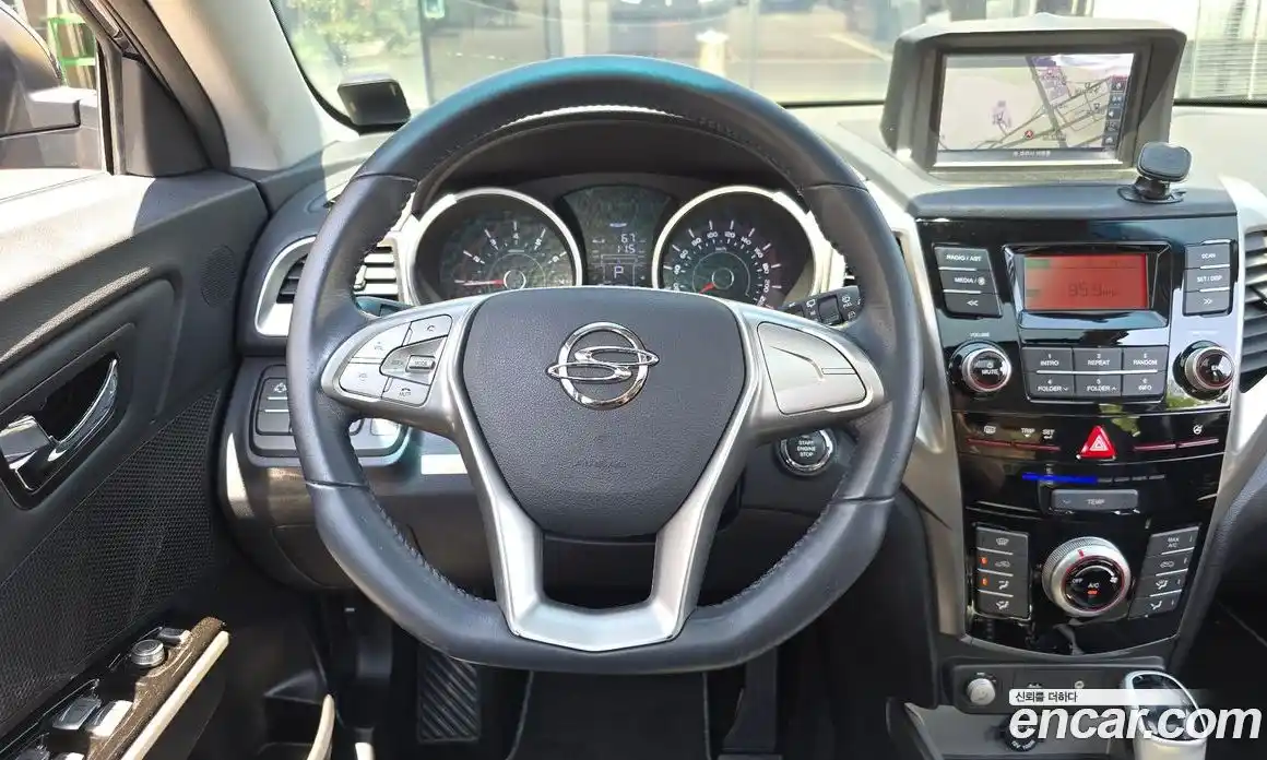 SsangYong TIBOLI 2016 1.6 автомат (гидро), фото 13