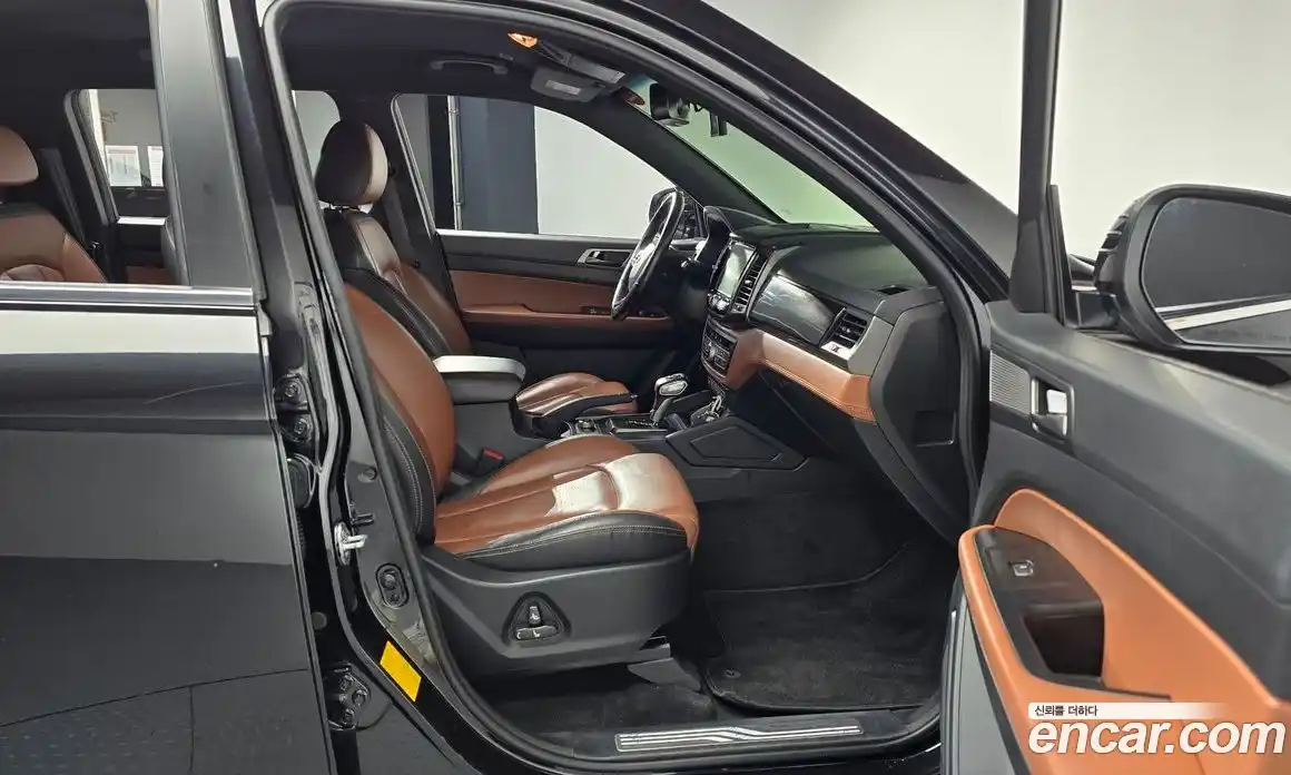 SsangYong Rexton 2020 2.2 автомат (гидро), фото 16
