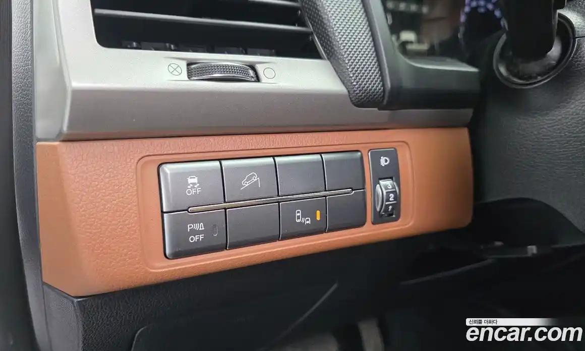 SsangYong Rexton 2018 2.2 автомат (гидро), фото 13