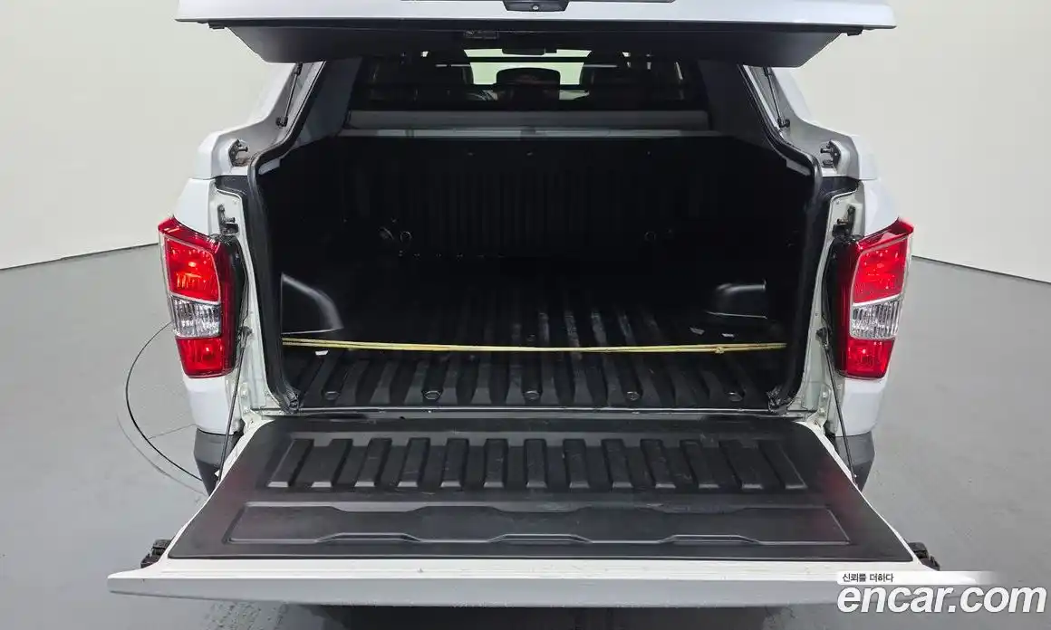 SsangYong Rexton 2018 2.2 автомат (гидро), фото 20
