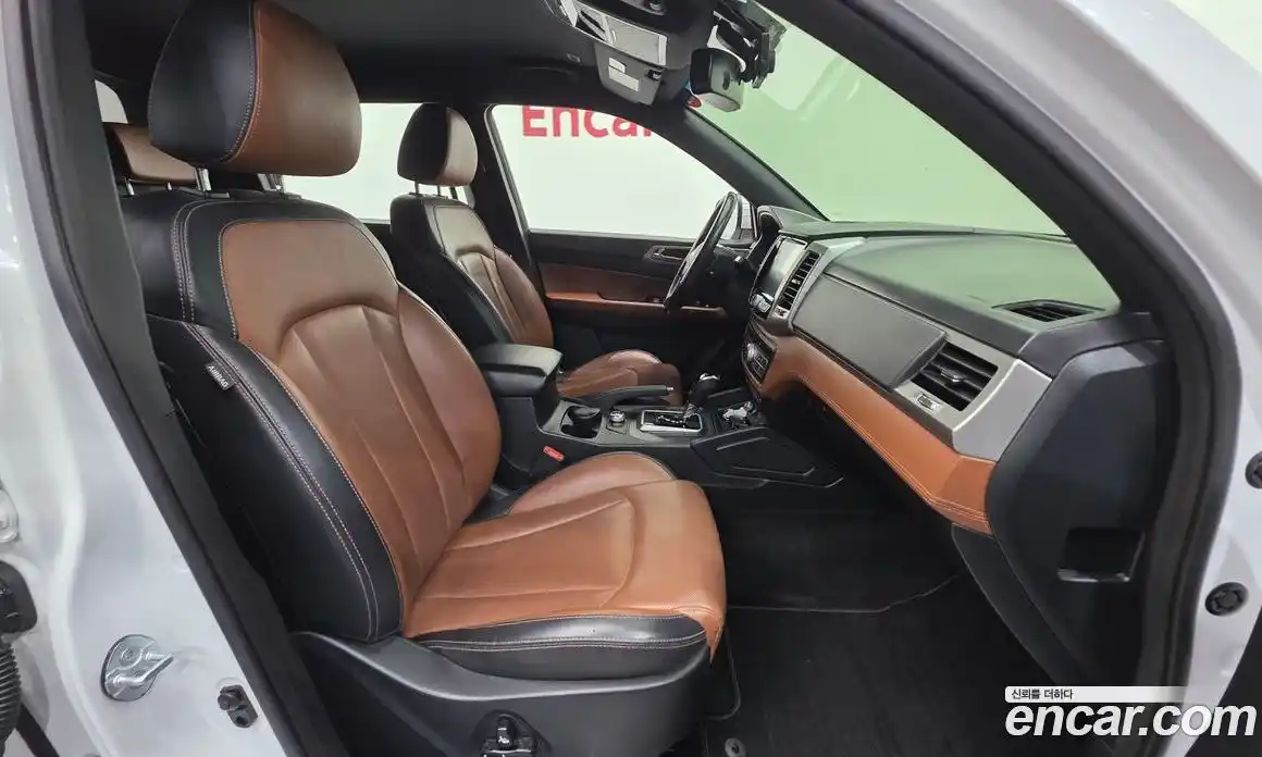SsangYong Rexton 2018 2.2 автомат (гидро), фото 10