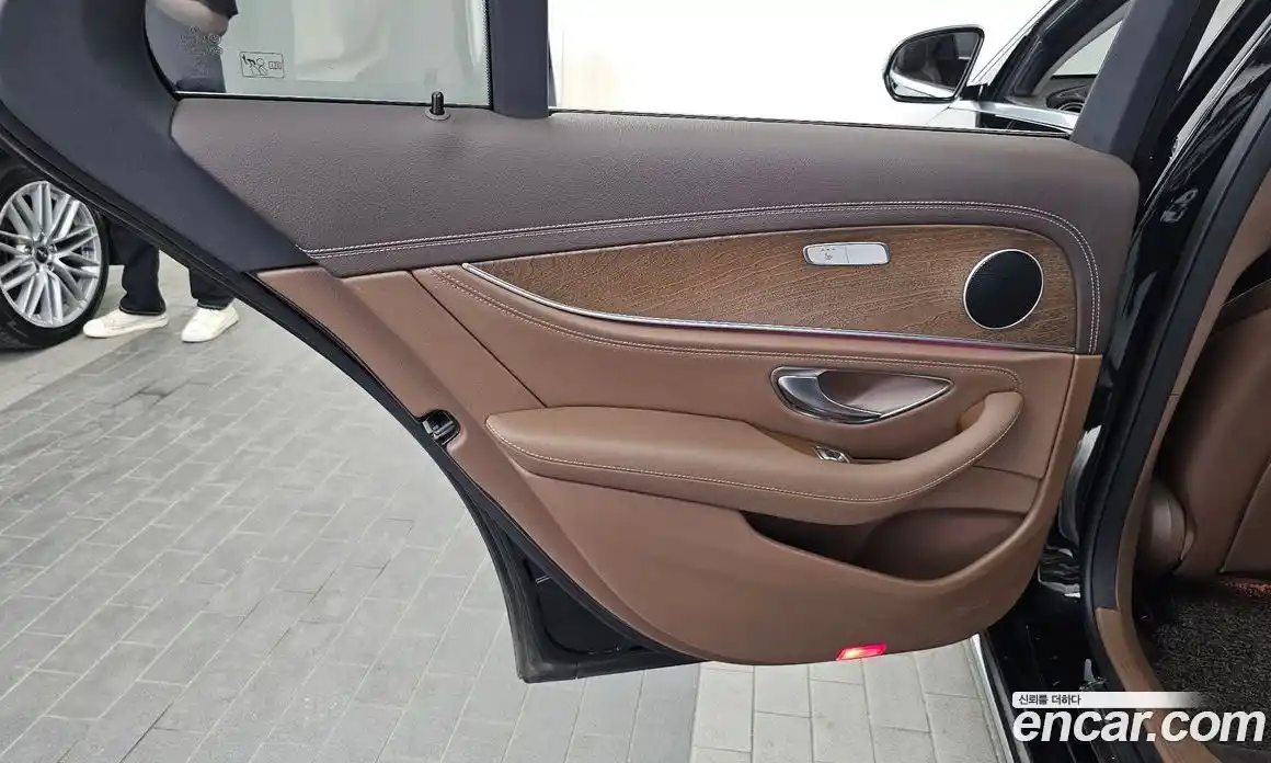 Mercedes-Benz E-Class 2020 1.9 автомат (гидро), фото 15