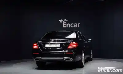 Mercedes-Benz E-Class 2020 1.9 автомат (гидро), миниатюра 4