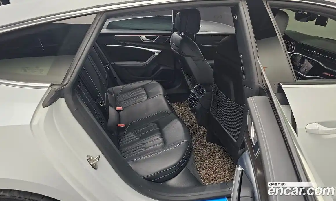Audi A7 2021 3.0 автомат (гидро), фото 11