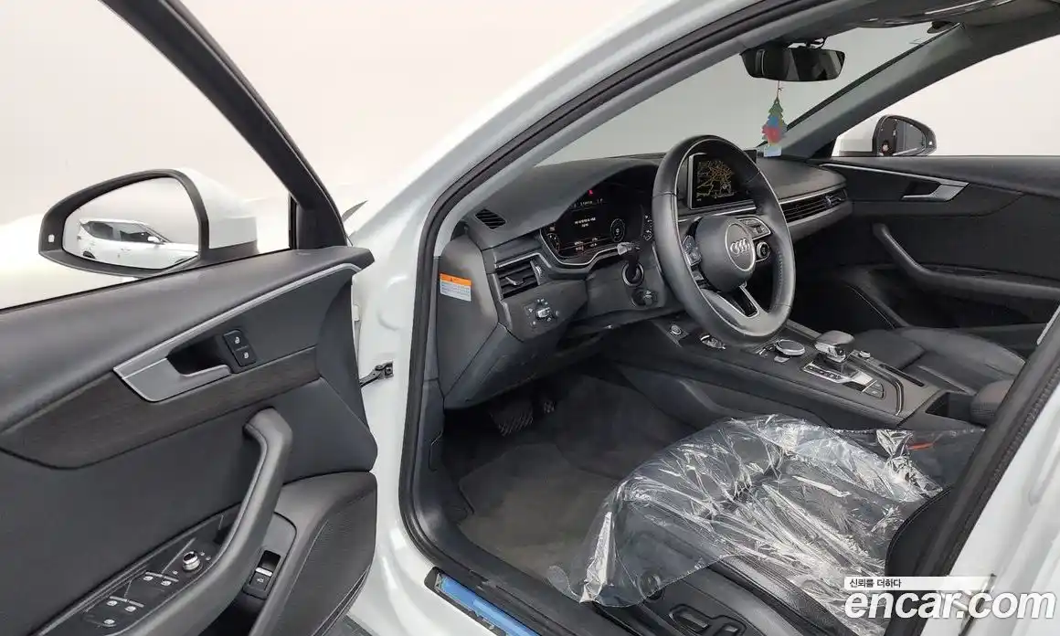 Audi A4 2018 2.0 автомат (гидро), фото 10