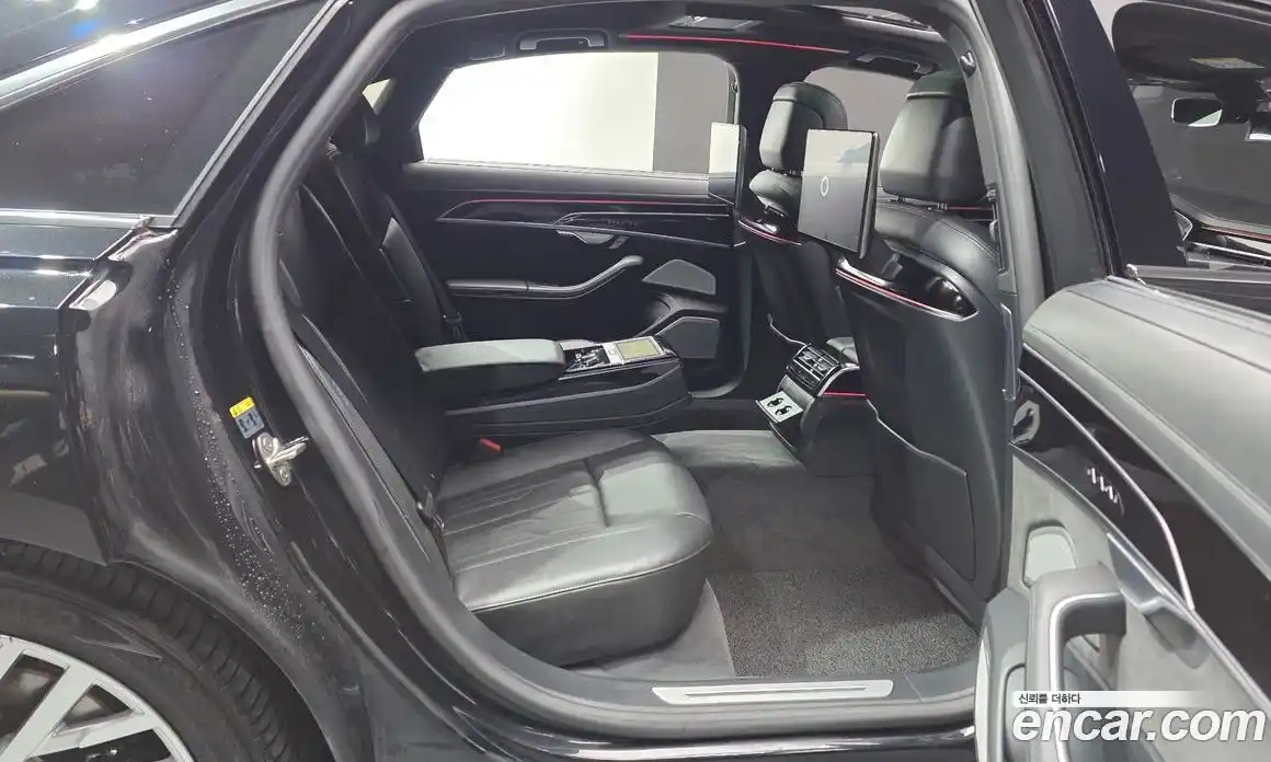 Audi A8 2021 3.0 автомат (гидро), фото 17