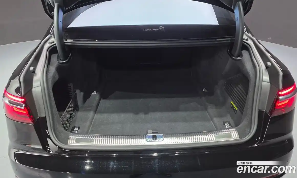 Audi A8 2021 3.0 автомат (гидро), фото 23