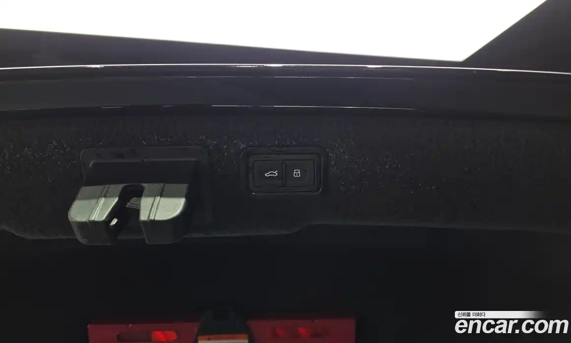 Audi A8 2021 3.0 автомат (гидро), фото 25