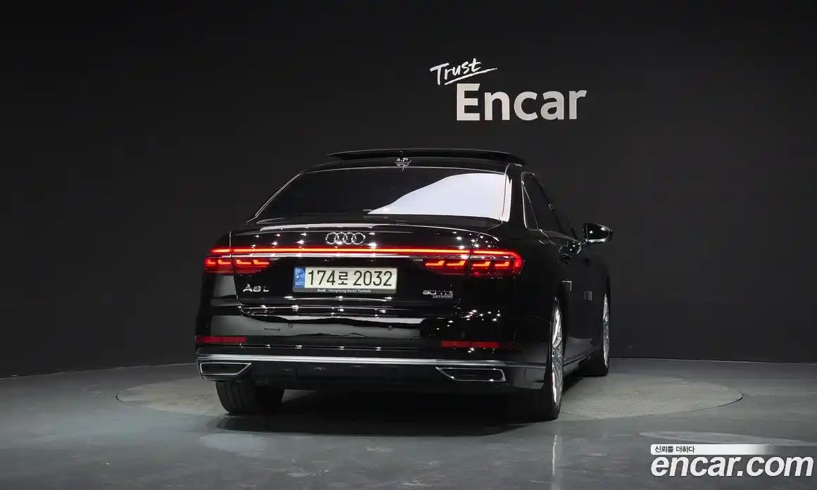 Audi A8 2021 3.0 автомат (гидро), фото 4