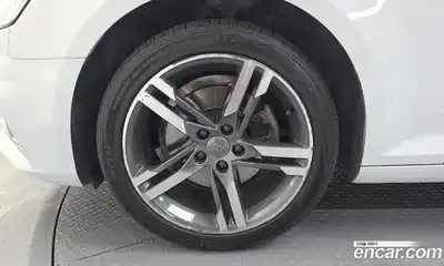 Audi A4 2019 2.0 автомат (гидро), миниатюра 5