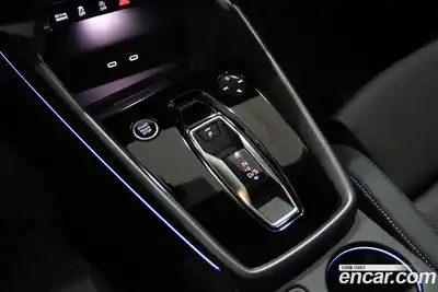 Audi A3 2025 2.0 автомат (гидро), миниатюра 9