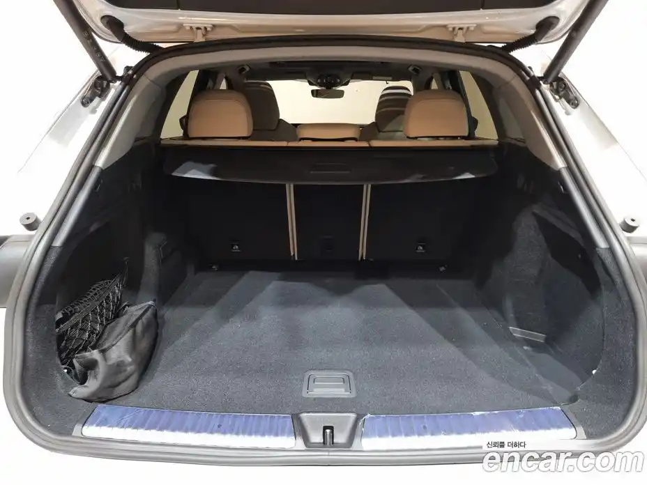 Audi Q5 2025 2.0 автомат (гидро), фото 20