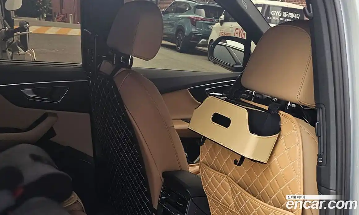 Audi Q7 2023 3.0 автомат (гидро), фото 14